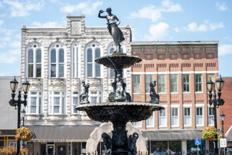 Fountain Square with Oddfellows and Gerard Hotel in back courtesy City of Bowling Green