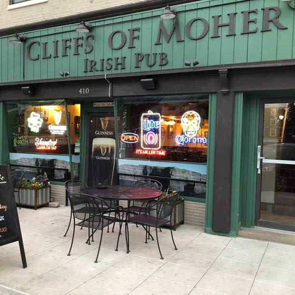 cliffs of moher irish pub